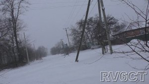 На дворе ни машин ни людей