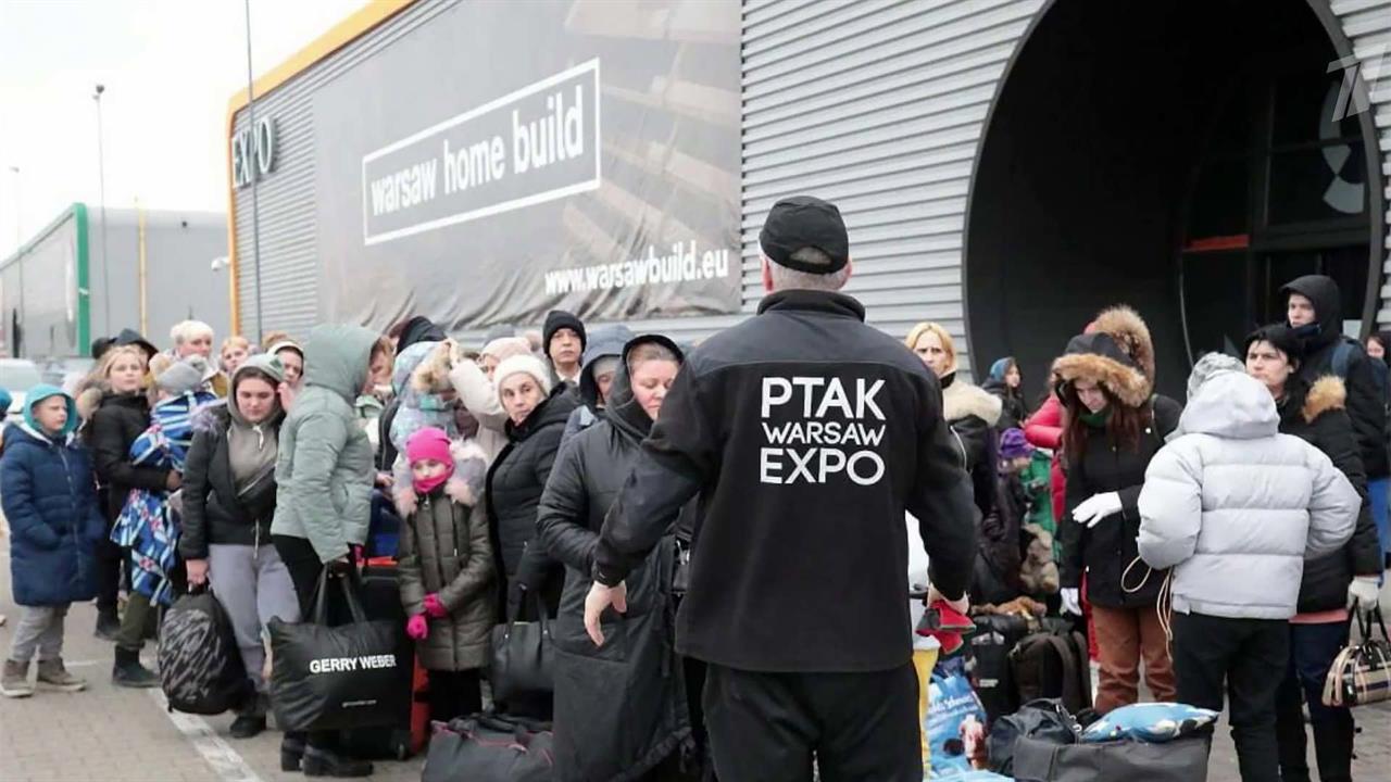В Польше закрыли самый крупный центр размещения украинских беженцев
