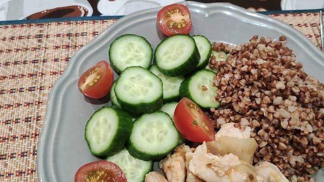 ОЧЕРЕДНОЙ ДЕНЬ ПРАВИЛЬНОГО ПИТАНИЯ. ХУДЕЮ И НЕ ПАРЮСЬ))) смотреть онлайн