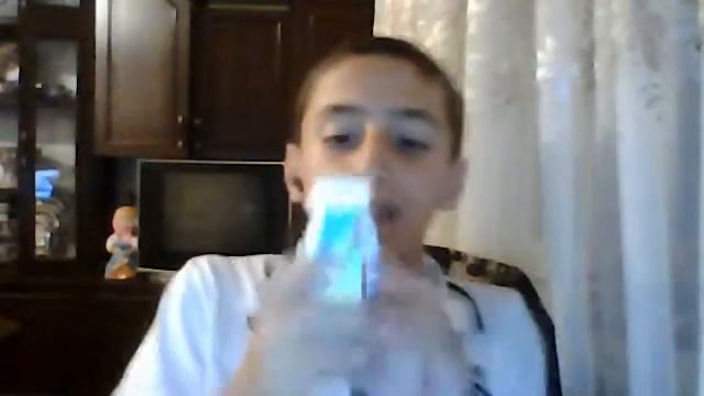 фокус с манеткой и бутылкой смотреть онлайн