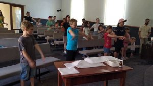 Детская песенка про глаз у рыбки на удочке в руке у рыбака в лодке на море Галилей :)