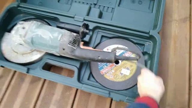 Кейс Metabo для большой УШМ, болгарки смотреть онлайн