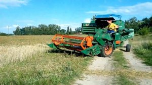 КОМБАЙН ВОЛЬВО 800