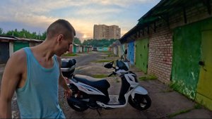 ДОДЕЛАЛ ТО НА СВОЁМ SYM SYMPHONY. СХОДИЛ НА ТУРНИКИ В КРУТОМ ПАРКЕ.