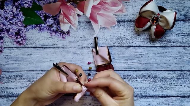 ПРОСТО ВОСТОРГ! БАНТИКИ ИЗ РЕПСОВОЙ ЛЕНТЫ 4 СМ! МАСТЕР КЛАСС / КАНЗАШИ / RIBBON BOWS / DIY смотреть онлайн