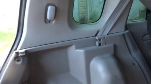 Замена тросика открывания лючка бензобака на Mazda Demio