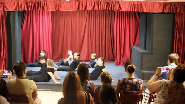 Пластический показ "Преграды созданы для тех, кто не умеет летать" смотреть онлайн