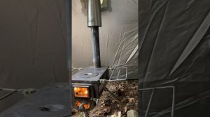 Winnerwell Woodlander in Pomoly medium hex tent.