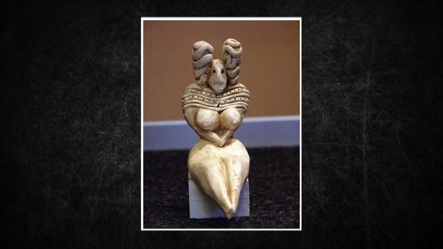 What are the Venus Figurines?