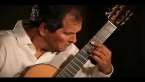 'Estudio No. 5 in B Minor' by Fernando Sor | Classical Guitar by Eric Henderson