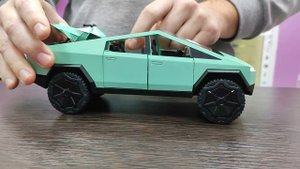 Обзор машинки Тесла Cybertruck масштаб 1:24 мятная #tesla #обзормашинок #cybertruck