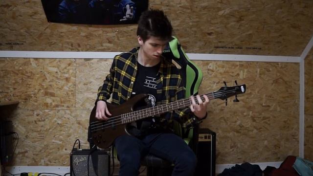 Is the Ibanez GSR200B-WNF the perfect beginner bass? смотреть онлайн