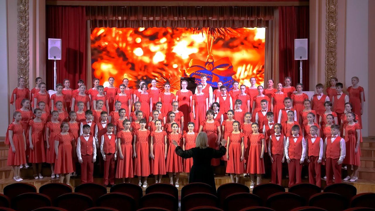 Концерт хора "Поток" - Мы песен зажгли стоязыкий костёр смотреть онлайн