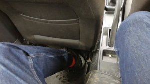 VW POLO SEDAN - Освещение второго ряда сидений.