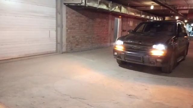 Chevrolet S-10 Blazer с новым светом фар и ДХО