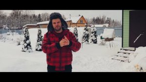 Почему важно зимой одеть мопса. Зимняя одежда для собаки.