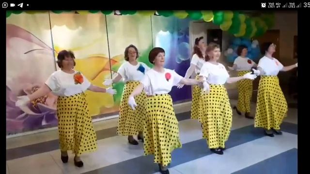 Женщины все королевы.