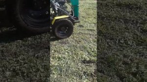 Вспышка участка мини трактором