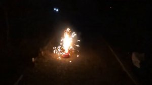 ЗАПУСКАЕМ САЛЮТЫ.ФОНТАН С САЛЮТОМ,БАТАРЕЯ ФОНТАНОВ СВАДЕБНЫЙ ТОРТ.БАТАРЕЯ САЛЮТОВ КИТЕЖ ГРАД