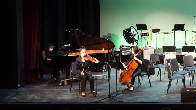 Merry Go Round of Life (from "Howl's Moving Castle") Trio for Piano, Cello, and Violin смотреть онлайн