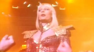 Raffaella Carrà - We don't need another hero - Raffaella Carrà Show (1988)