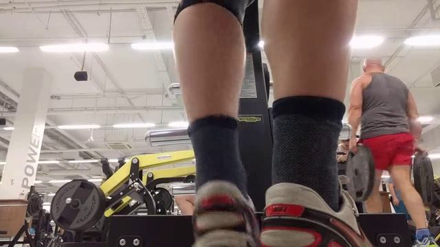 Цикл 3. Неделя 1. Икры, стоя на 1 й ноге с гантелей смотреть онлайн