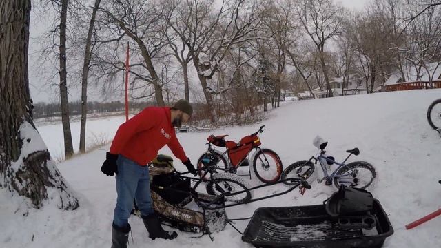 SnowDogs & Fatbikers - A Chat with Sean & Dave: 2018 Winnipeg GFBD Ride смотреть онлайн