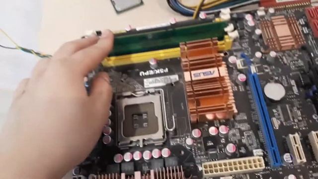 материнка Asus P5k/epu с неисправностью
