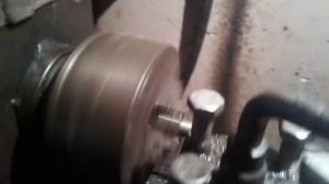 Точу шайбы на самодельном токарном