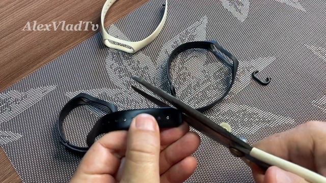 Порвался ремешок фитнес-браслета. Что делать? смотреть онлайн