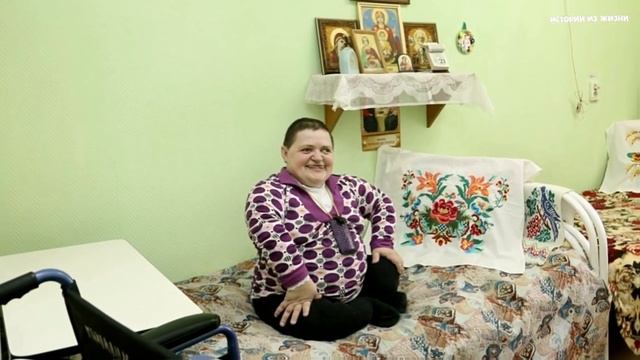 Помните ЕЁ? Как сложилась жизнь Маши, которая 12 лет жила в деревянном СУНДУКЕ? смотреть онлайн