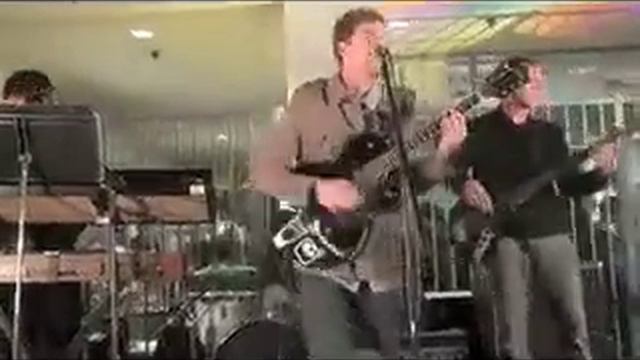 Colin Giles - Hungry Monster (live at SMSS) смотреть онлайн