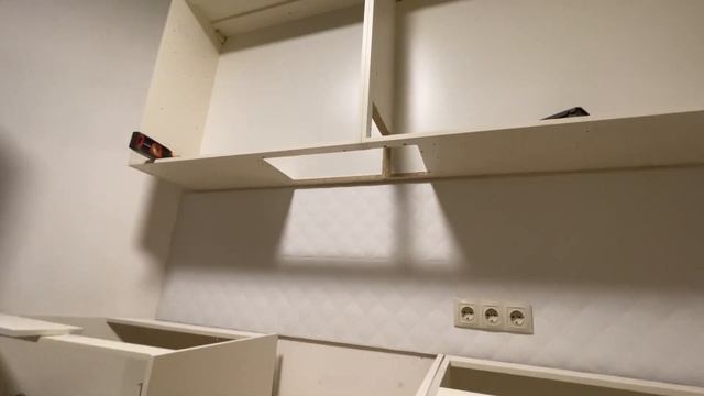 Трудности монтажа 12. Кухня до потолка. смотреть онлайн