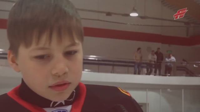 "Не представляю жизнь без хоккея!" В школе "Авангарда" закрыли сезон смотреть онлайн