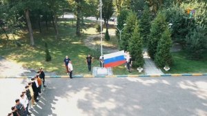 Репетиция церемонии поднятия Государственного флага РФ в школе № 1374