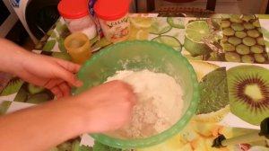 Как сделать тесто для пиццы. Неплохое тесто на пиццу!