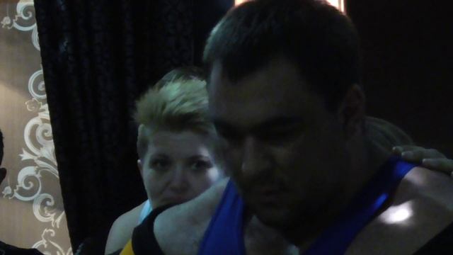 ФАНТАСТИЧЕСКИЙ ЖИМ 300+!!! Савченко Евгений. Жим лежа - экипа 340 кг. GYM200 2015 (UPC) смотреть онлайн