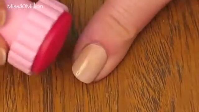 Элегантный маникюр с Salon Express просто и быстро смотреть онлайн