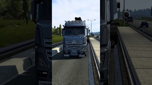 ETS (Euro truck Simulator)