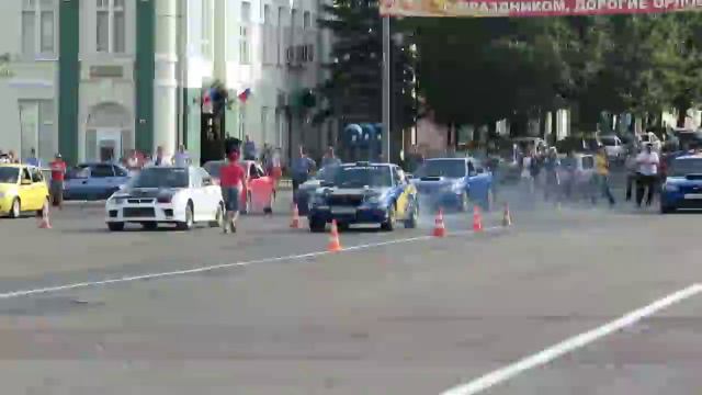 Гонки Subaru Impreza WRX STi vs Mitsubishi Lancer Evolution 2 смотреть онлайн