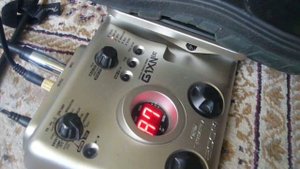 Zoom G1xNext guitar multi effects demo