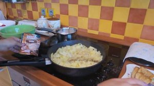 Масленица. Закупаю продукты, пеку блины, полдня готовлю!