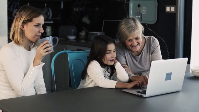 Помогите родителям сделать видеоканал! Как протестировать идею для канала на YouTube? смотреть онлайн