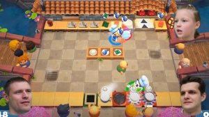 ИГРАЕМ В ШЕФ-ПОВАРА НА КУХНЕ. Готовим в ресторане Оверкукд на JujaFG играем в Overcooked!2