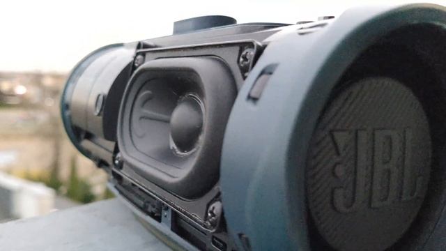 ?Jbl Charge 4 90-95% lfm bass test ? satysfacting bass