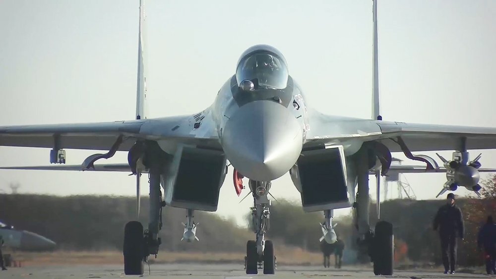 Российские Су-35 контролируют небо в зоне СВО / События на ТВЦ