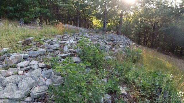 Hiking Stone Tower Trail at Fort Mountain State Park, GA смотреть онлайн