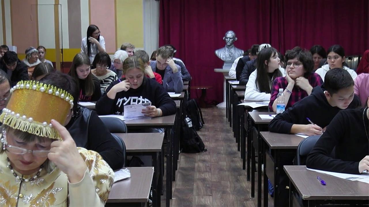 Каждый желающий с этого дня может проверить свои знания по истории и культуре народов России