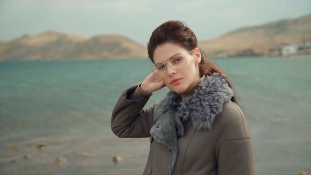 «Снежная Королева». Стильные женские дубленки. Зима'19-20 смотреть онлайн