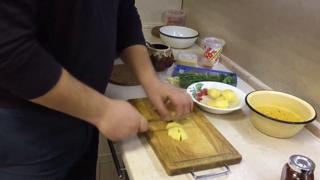 Мясное рагу в горшочке.